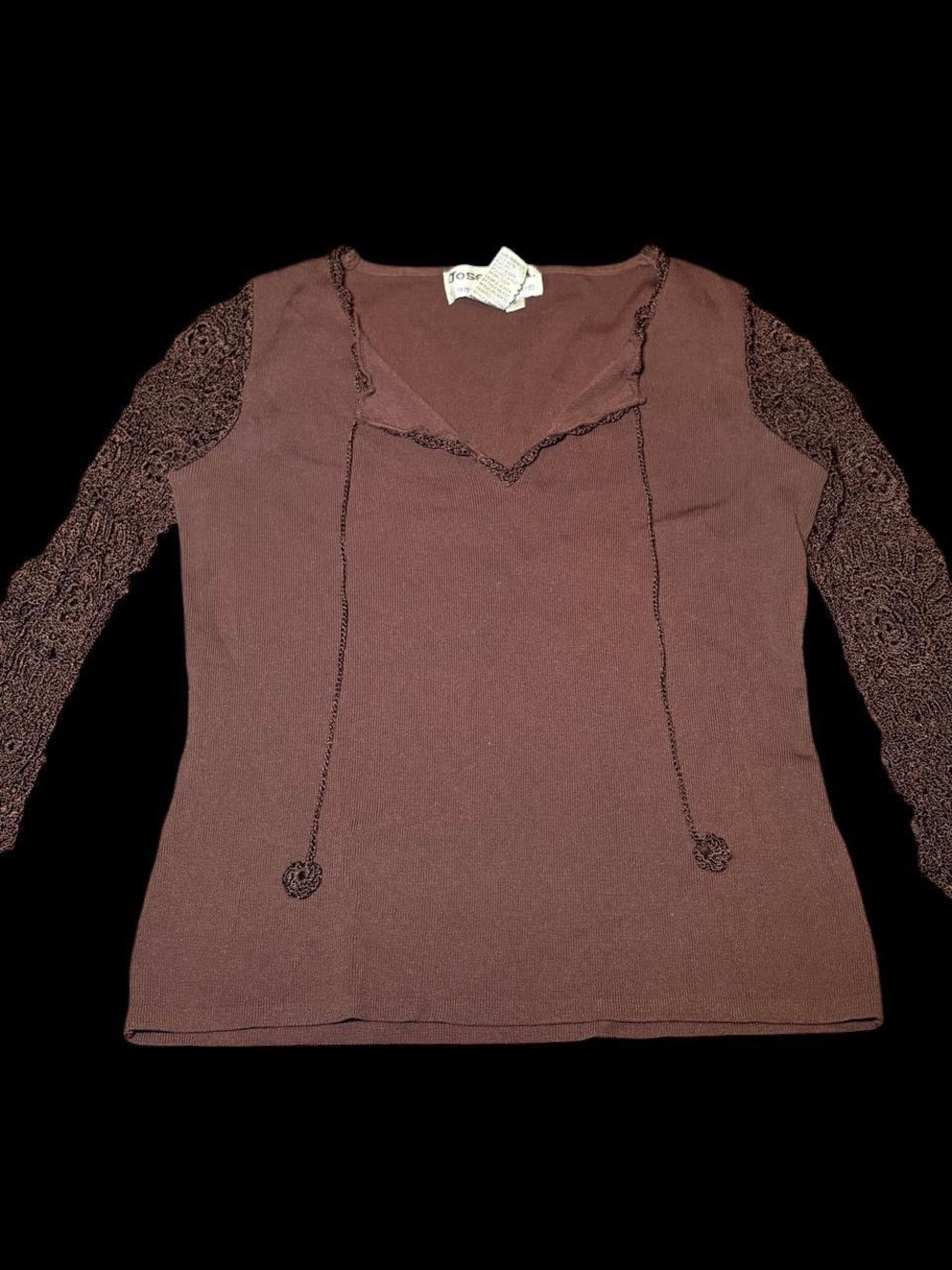 Joseph A Brown Lace-Sleeve V-Neck Long Sleeve Top